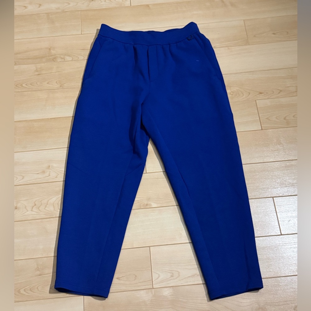 Nike men’s 24.7 impossibly soft dri fit pants